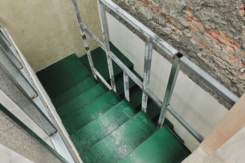 國內外新銳品牌這裡買！時尚選品店 Road Sign 台北實體店重磅開幕，首波聯手 NAMESAKE 打造快閃店！