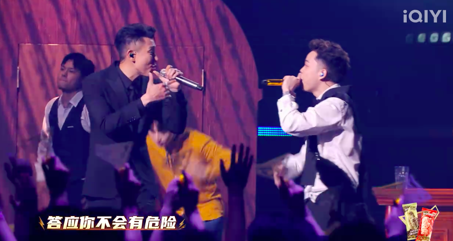 頑童內戰正式上演！瘦子 E.so 組大勝小春組，兩人暖心擁抱展現兄弟情深！