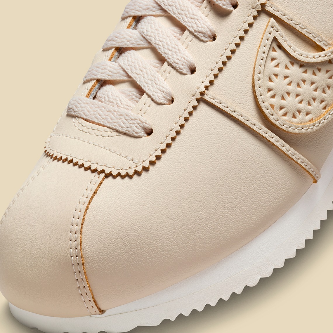 最美阿甘鞋？Nike Cortez 全新鞋款即將發售，豪華古銅色皮革、精緻細節太特別！