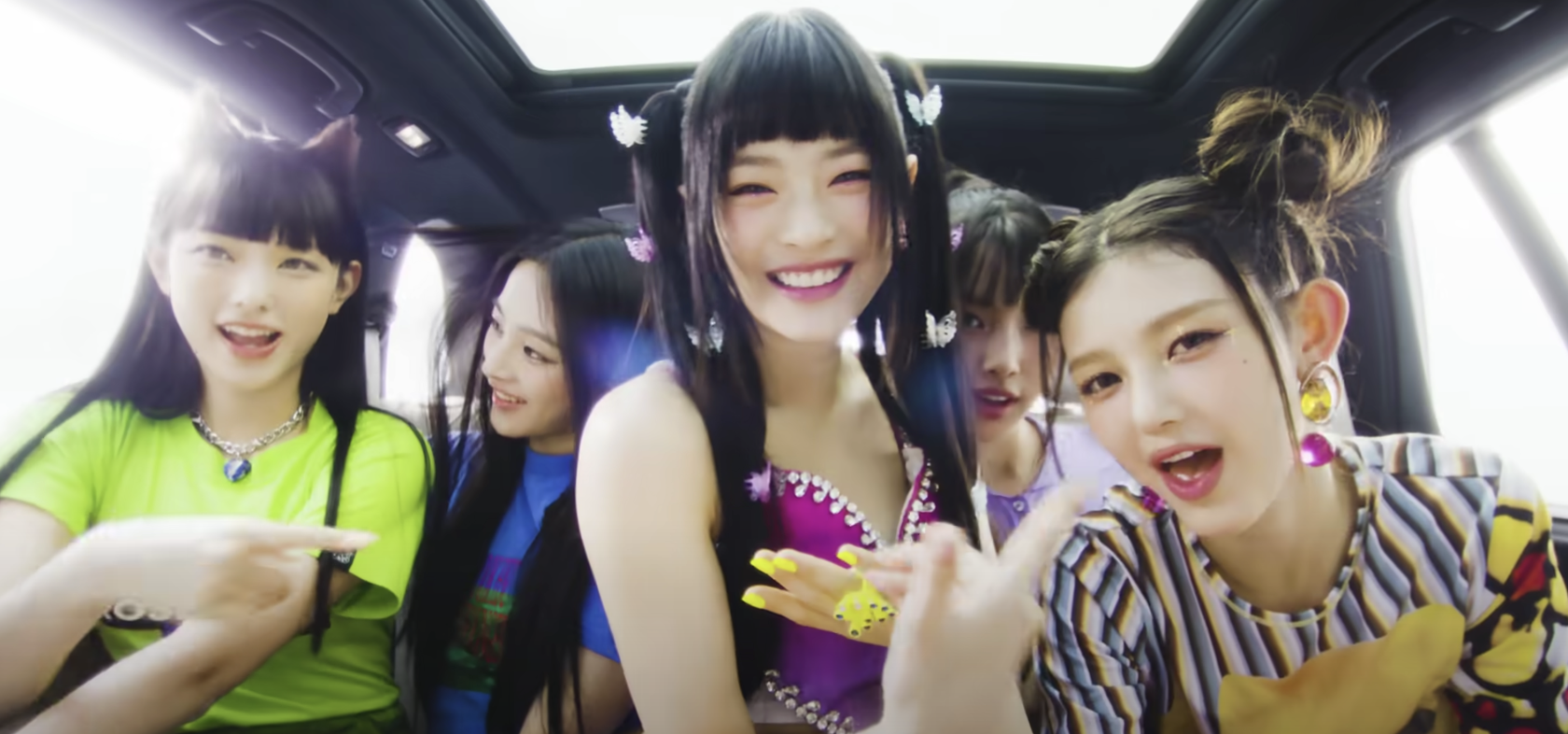 連發兩首萌萌噠！NewJeans 新歌〈New Jeans〉、〈Super Shy〉MV 接連釋出！網友：心臟爆擊⋯⋯