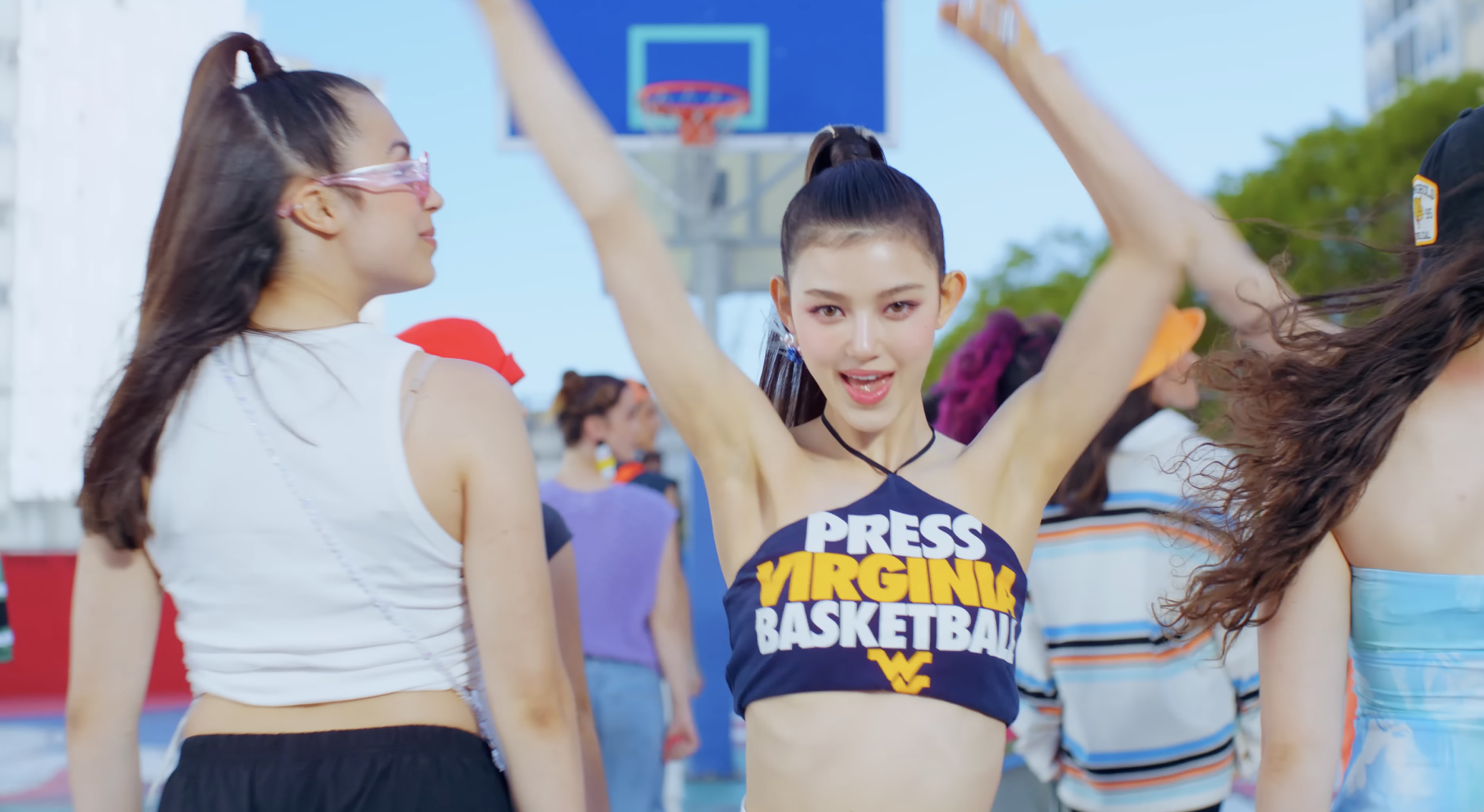 連發兩首萌萌噠！NewJeans 新歌〈New Jeans〉、〈Super Shy〉MV 接連釋出！網友：心臟爆擊⋯⋯