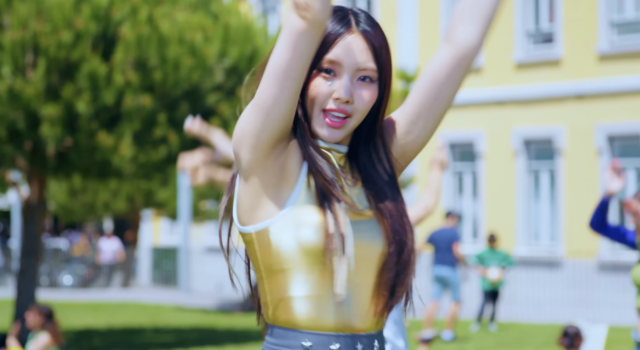 連發兩首萌萌噠！NewJeans 新歌〈New Jeans〉、〈Super Shy〉MV 接連釋出！網友：心臟爆擊⋯⋯