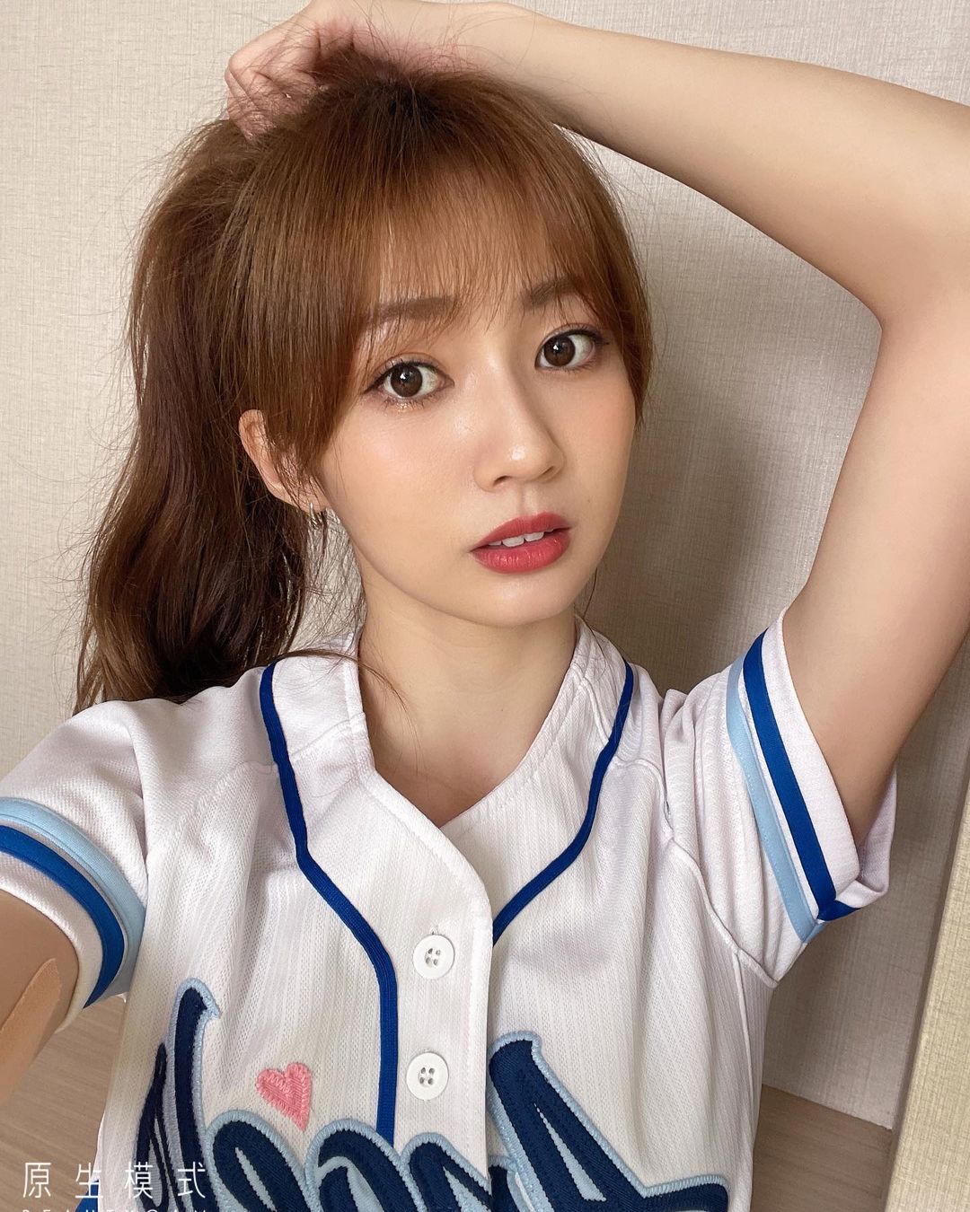 啦啦隊女神慈妹曬「閨蜜刺青」！綠島行真情告白好友，還成功考取水肺證照！