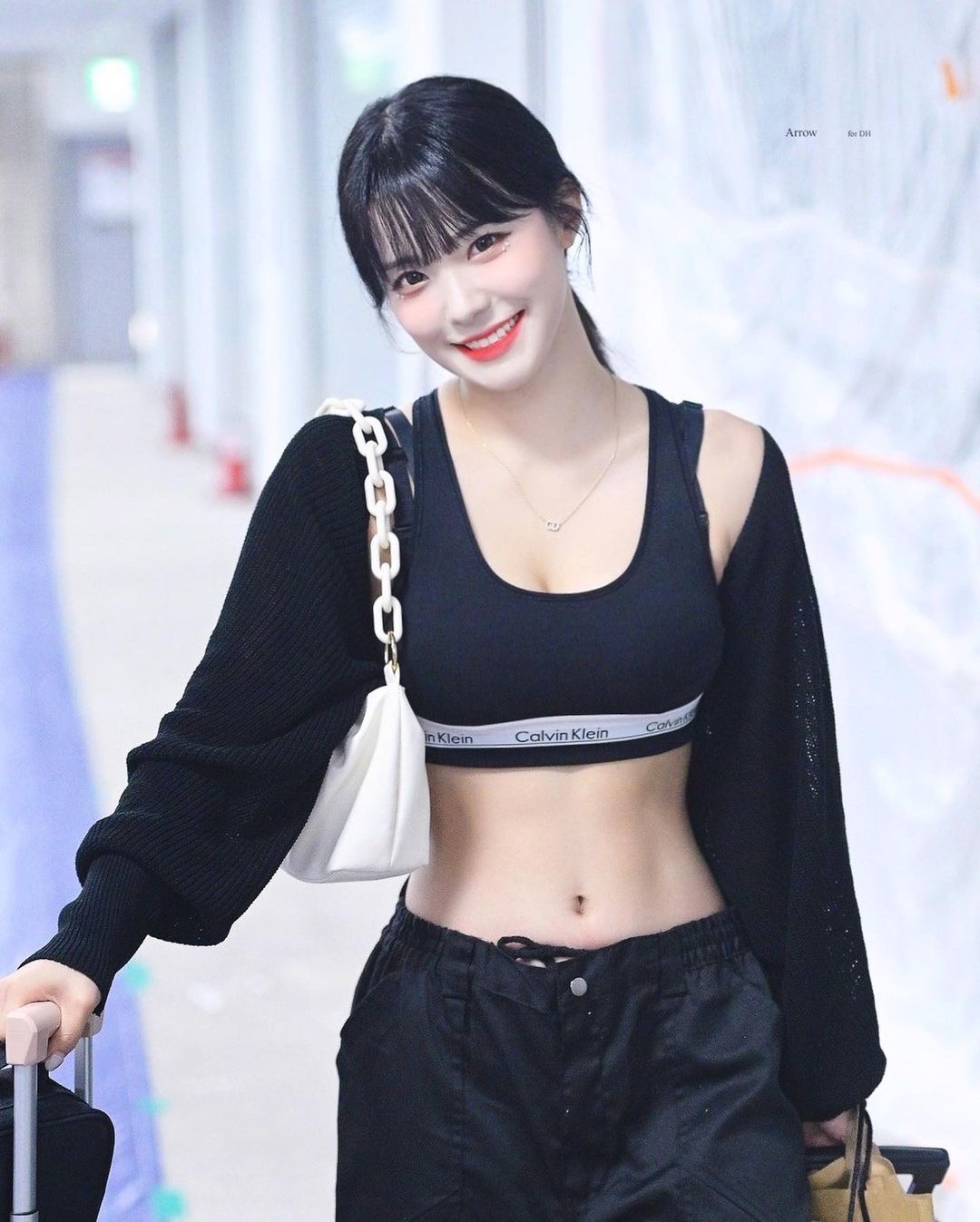 颱風天餐廳吃飯巧遇野生李多慧！真實狀態 0 偽裝粉絲甜喊：我老婆