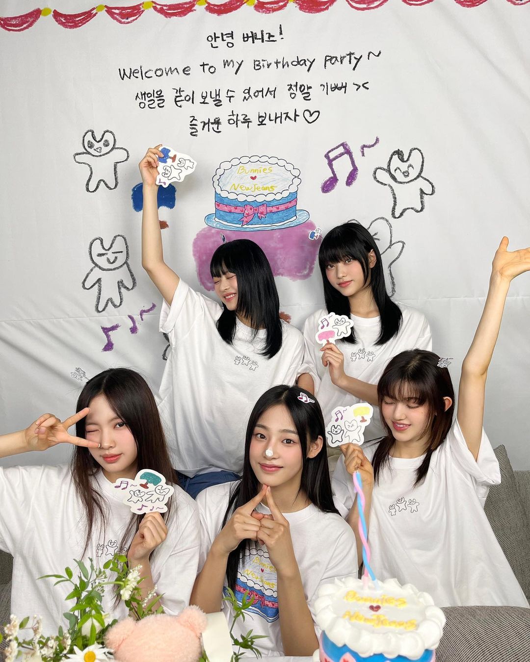 梁朝偉現身 MV 挺 NewJeans 更多細節曝光！「想送給南韓粉絲的禮物」直接無酬出演