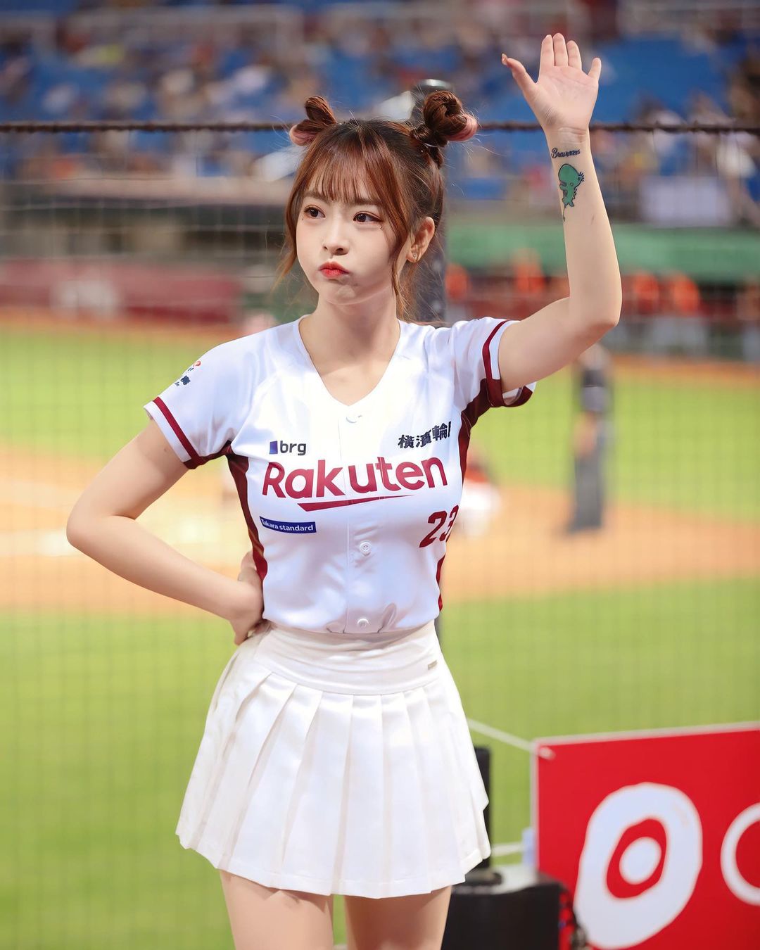 曾經被誤認為林襄！「樂天女孩」最辣閨蜜「心韻」，傲人上圍差點撐破比基尼！