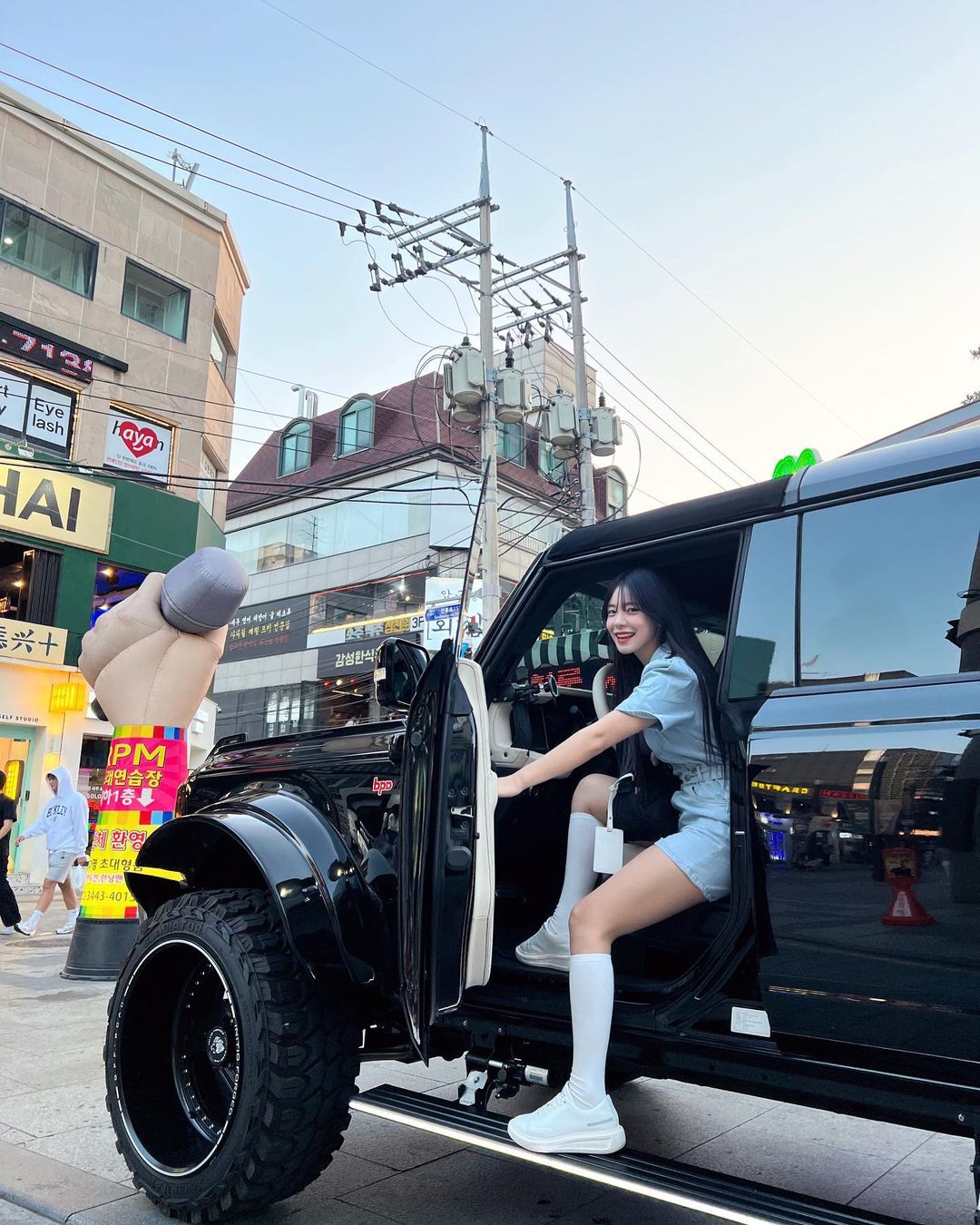 颱風天餐廳吃飯巧遇野生李多慧！真實狀態 0 偽裝粉絲甜喊：我老婆