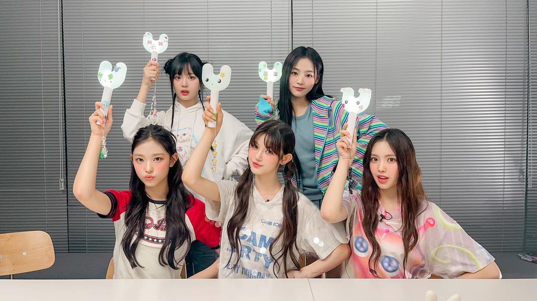 梁朝偉現身 MV 挺 NewJeans 更多細節曝光！「想送給南韓粉絲的禮物」直接無酬出演