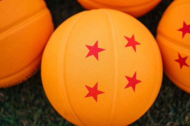 打進 NBA 不是夢想？BAIT x 《七龍珠 Z》「聯名龍珠籃球」即將發售，網：「我要打敗喬丹」