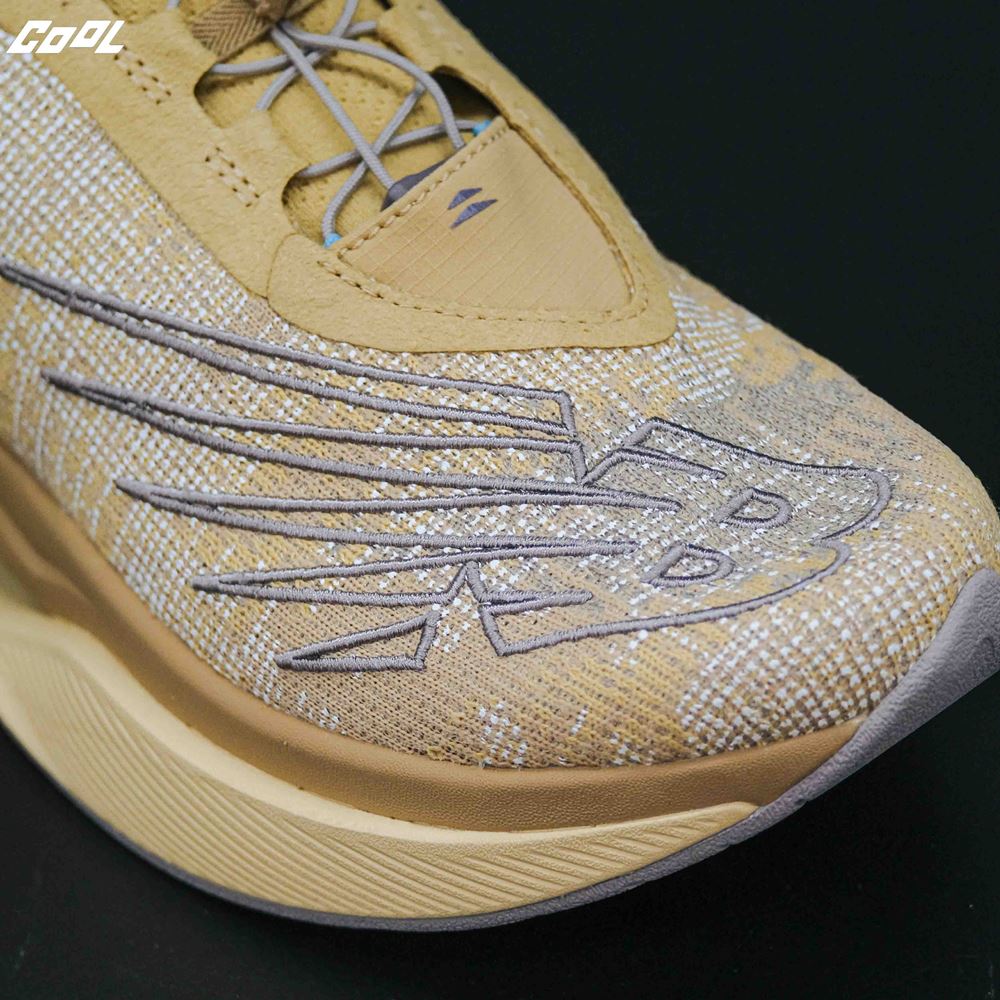 COOL 開箱｜羅盤 Logo 後跟太銷魂！Stone Island x New Balance FuelCell C_1 實鞋近賞