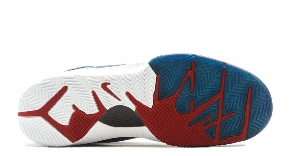 家鄉情意濃！回溯老大起源，Nike Kobe 4 Protro 傳奇配色「Philly」再傳明年歸來