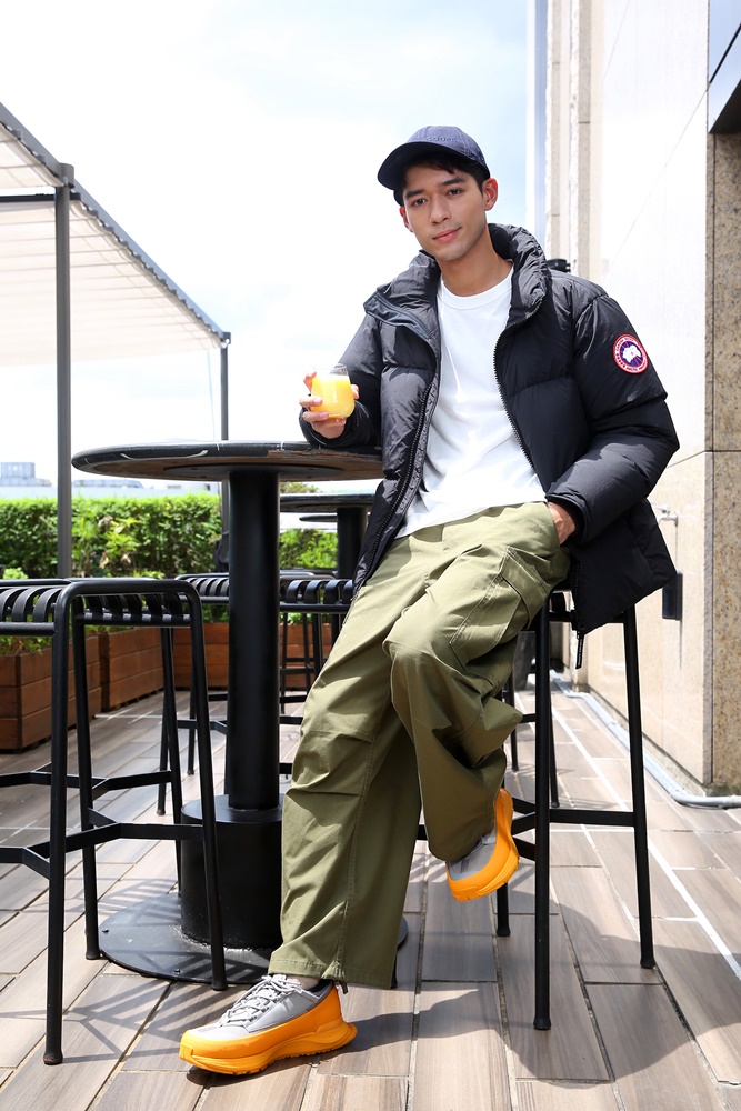 時尚兼具機能！ Canada Goose 首次推出 Glacier Trail 運動鞋，頂級防水結合 頂尖用料和做工！