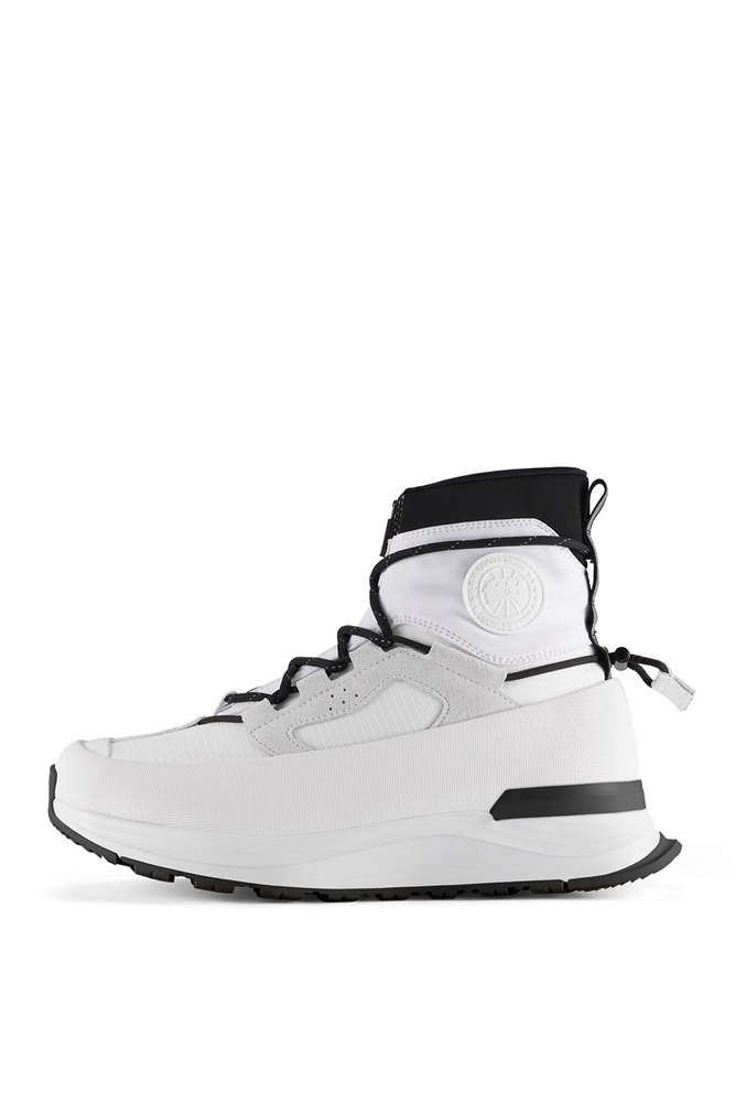 時尚兼具機能！ Canada Goose 首次推出 Glacier Trail 運動鞋，頂級防水結合 頂尖用料和做工！