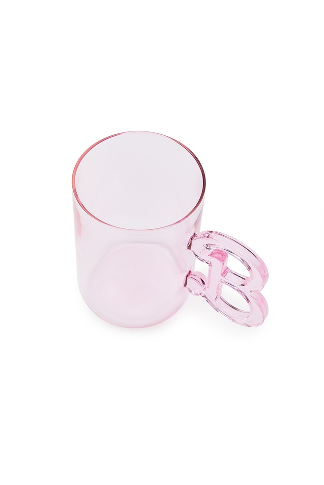 Y2K 風格滿載！ ZARA x 《BARBIE》聯名系列正式登場，電影同款真的買得到！