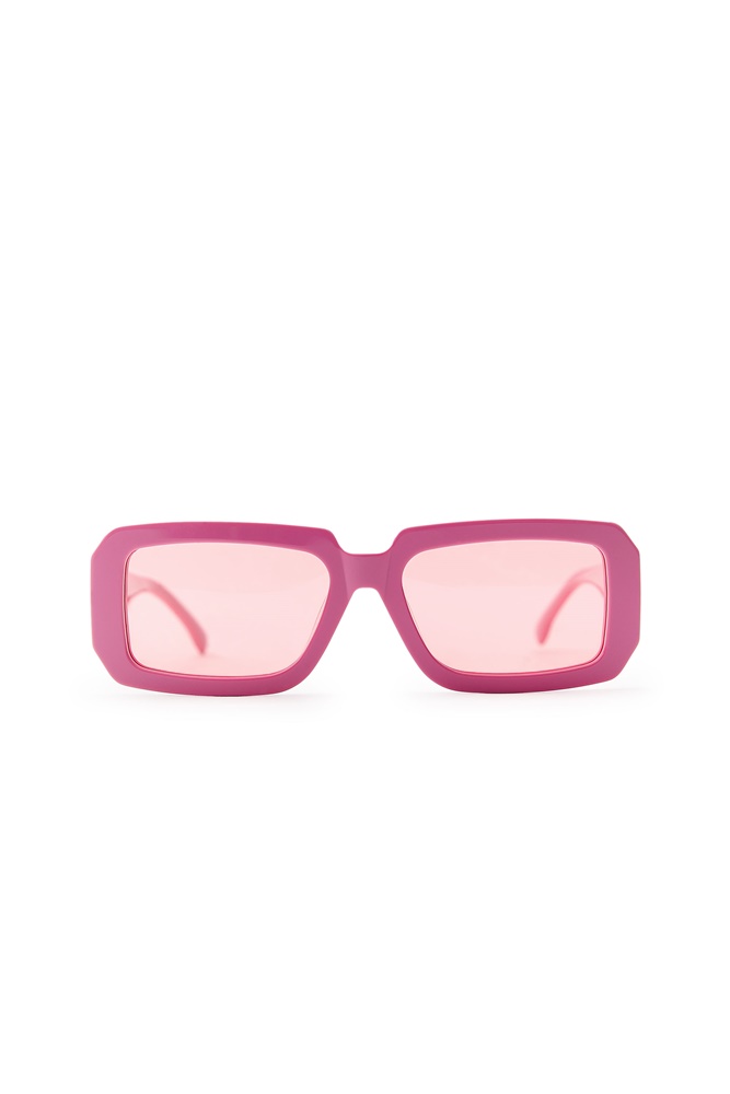 Y2K 風格滿載！ ZARA x 《BARBIE》聯名系列正式登場，電影同款真的買得到！