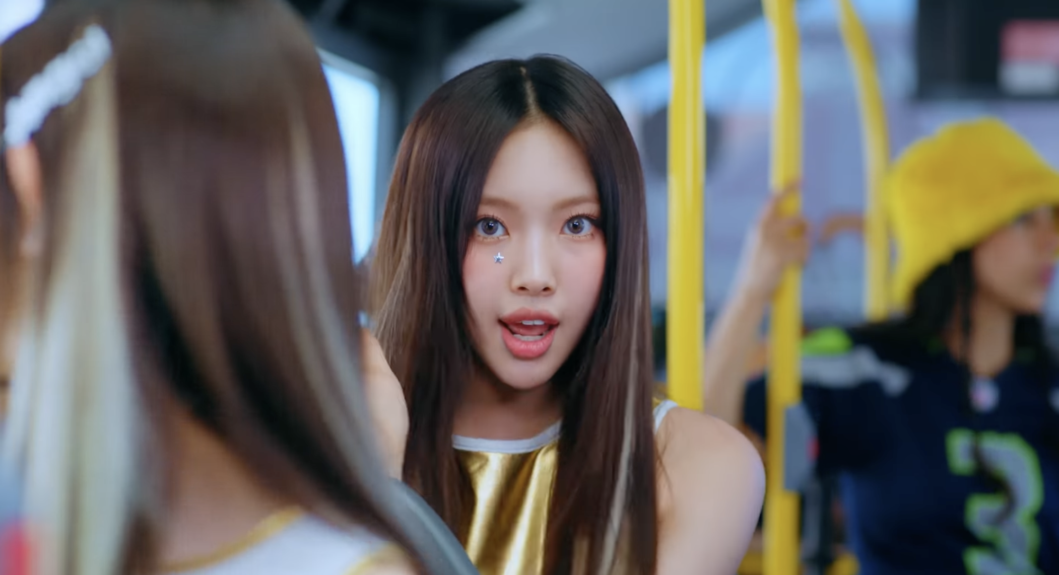 連發兩首萌萌噠！NewJeans 新歌〈New Jeans〉、〈Super Shy〉MV 接連釋出！網友：心臟爆擊⋯⋯