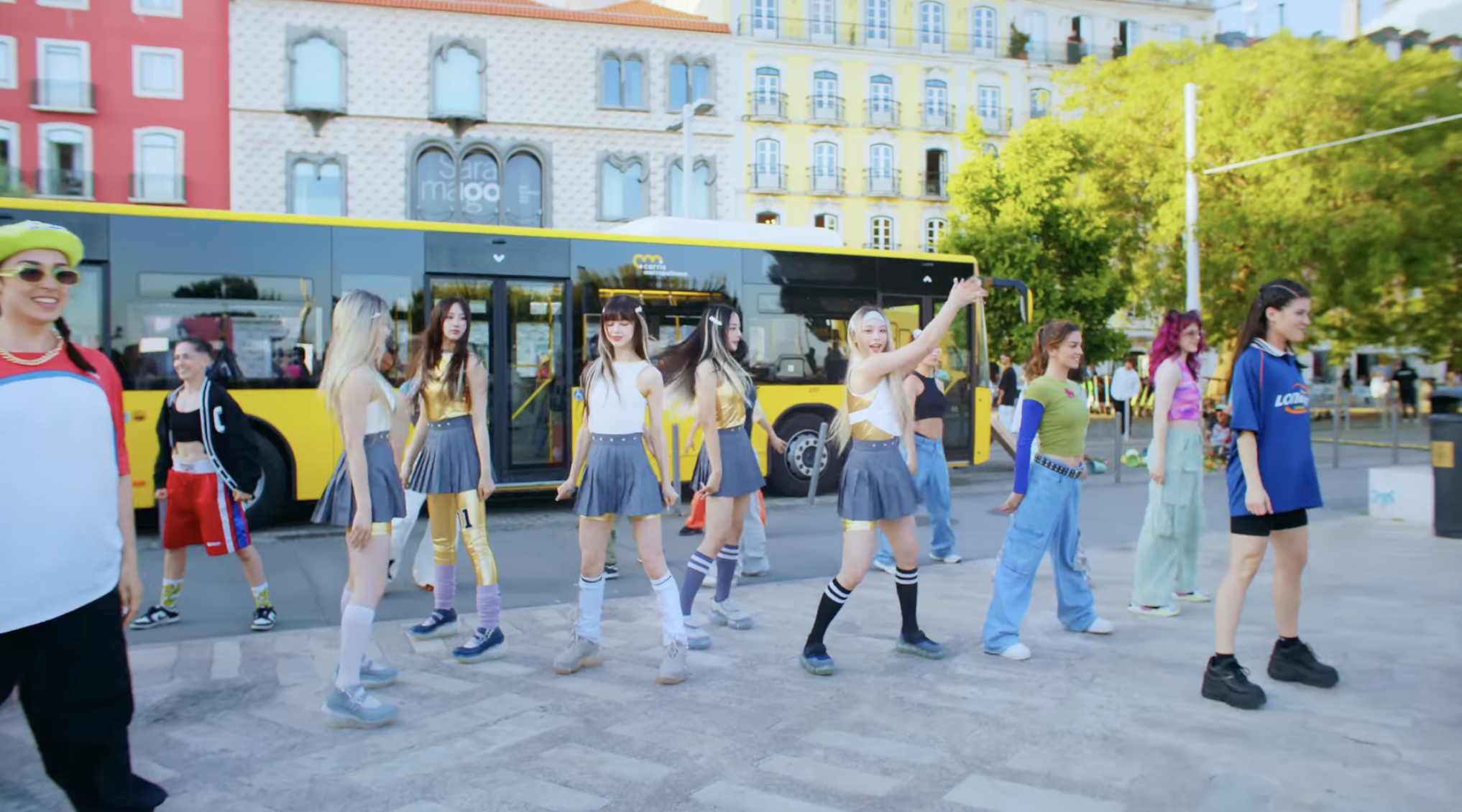 連發兩首萌萌噠！NewJeans 新歌〈New Jeans〉、〈Super Shy〉MV 接連釋出！網友：心臟爆擊⋯⋯