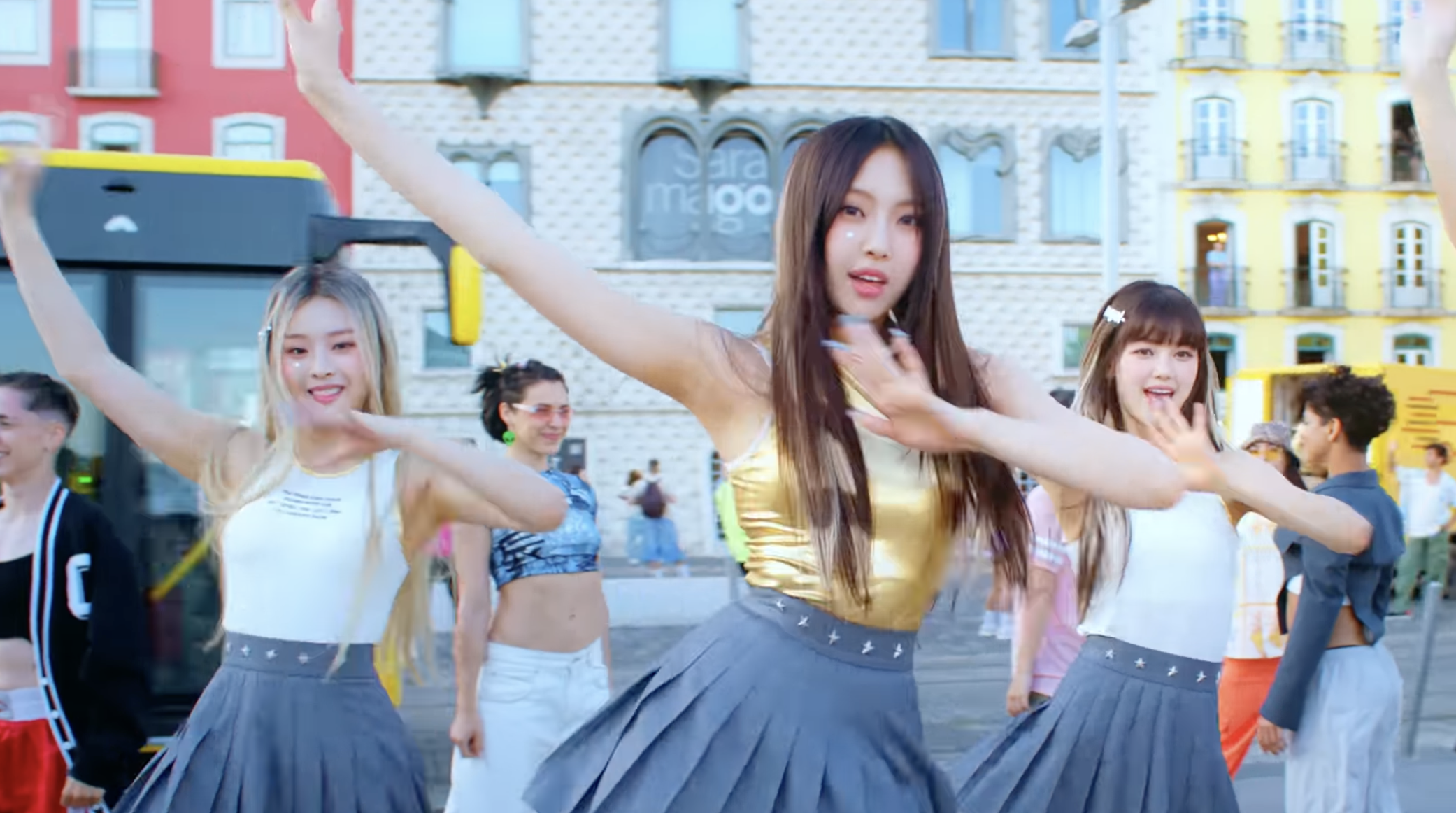 連發兩首萌萌噠！NewJeans 新歌〈New Jeans〉、〈Super Shy〉MV 接連釋出！網友：心臟爆擊⋯⋯