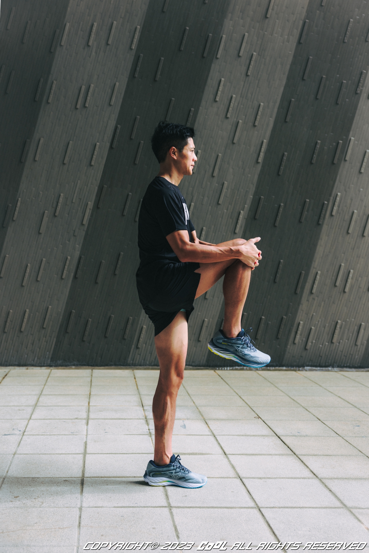 定番神跑鞋再進化！ WAVE RIDER 27 重新定義跑步標準，讓 MIZUNO 帶你邁出經典新浪潮！