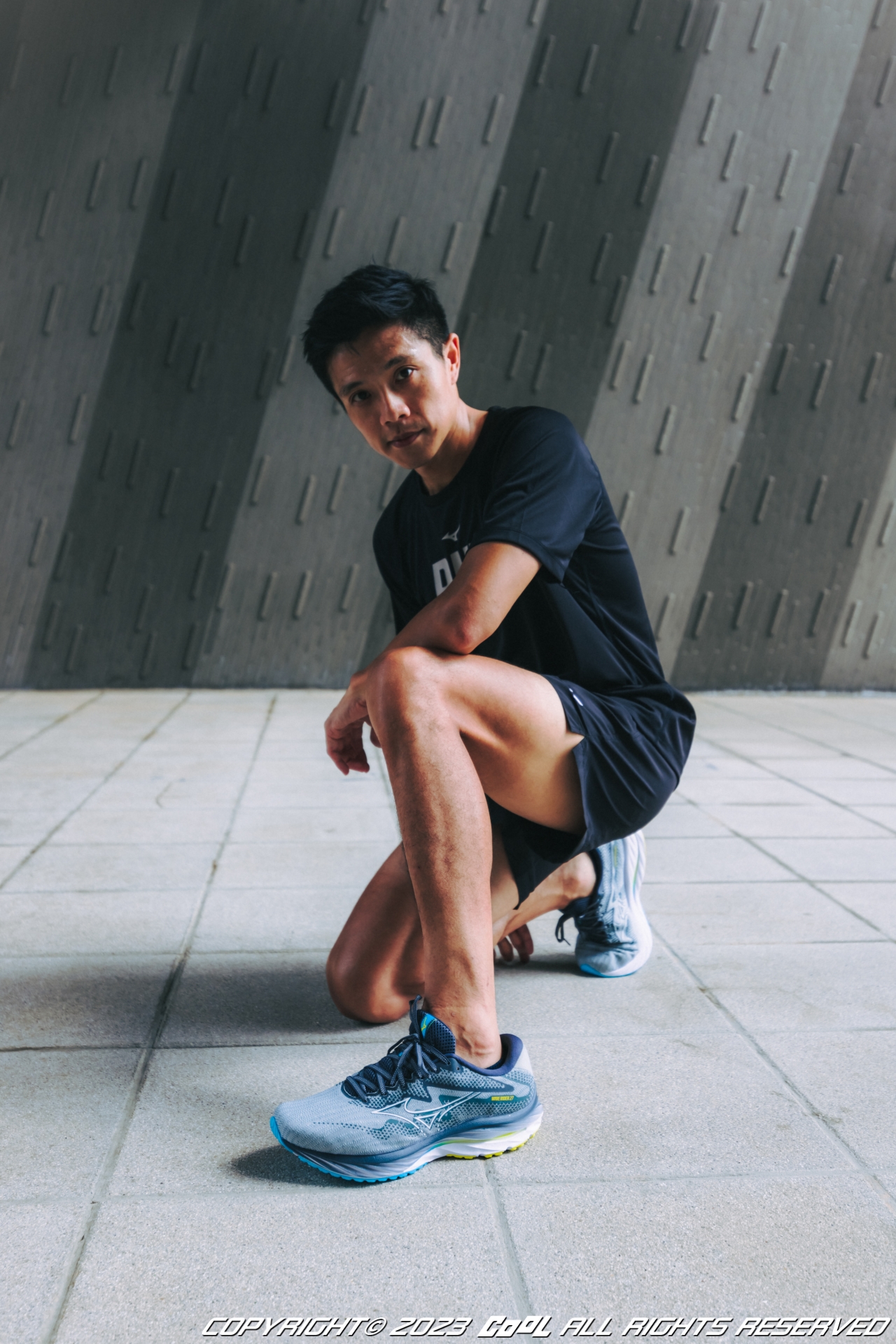 定番神跑鞋再進化！ WAVE RIDER 27 重新定義跑步標準，讓 MIZUNO 帶你邁出經典新浪潮！