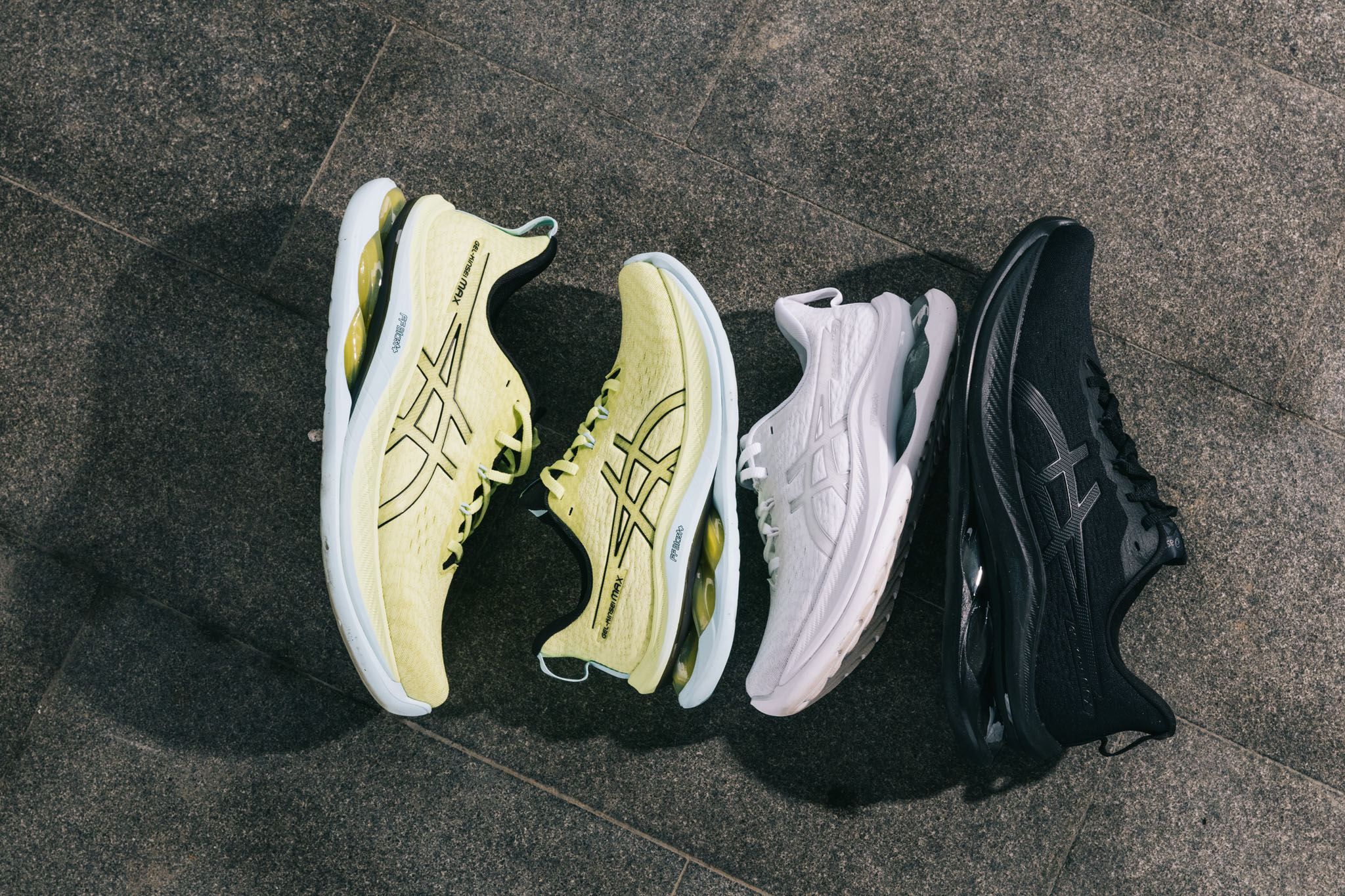 就是貪心！GEL-KINSEI MAX不甘只做運動鞋！頂配性能俐落外型，從運動到日常穿搭全部一鞋包辦！