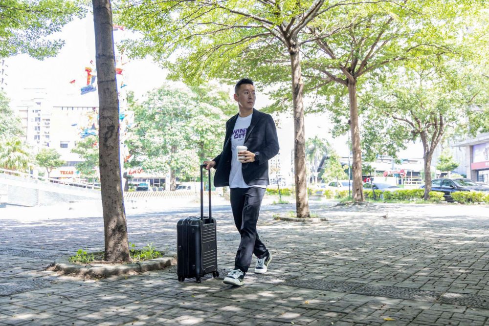 管理層大補強！新竹攻城獅宣布張樹人擔任 GM，T1 秘書長轉任總經理動機曝光！