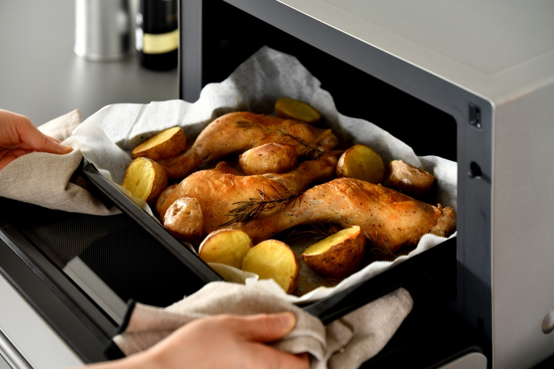 最美日系家電 BALMUDA 百慕達新一代微波烤箱與日同步登台！網讚：不用飛日本搬了！