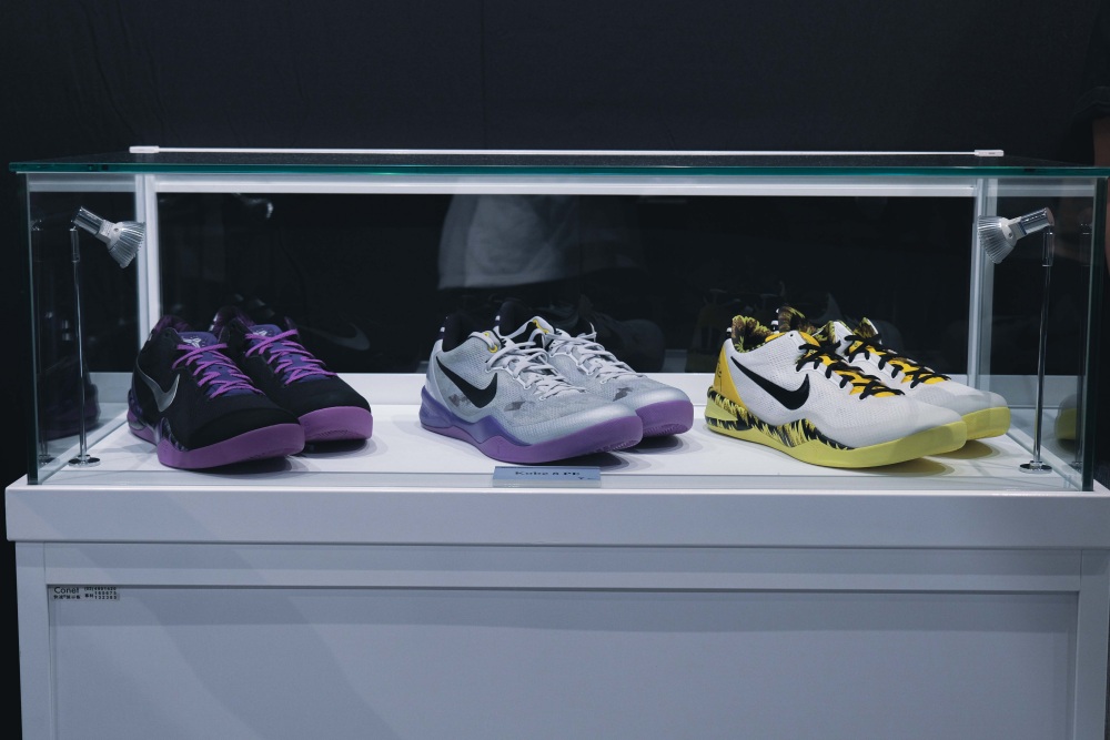 走進回憶 Kobe 的時光隧道！MAMBA FOREVER 特展期間限定登場，8 代抽籤資訊同步釋出！