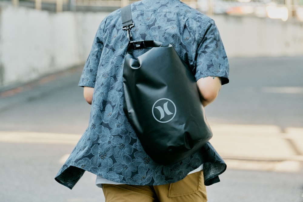 衝浪神牌 Hurley 來台十週年攜手 CAFE!N 打造今夏最 CHILL 《 SW!NG 》主題咖啡廳，限定好康送不停！