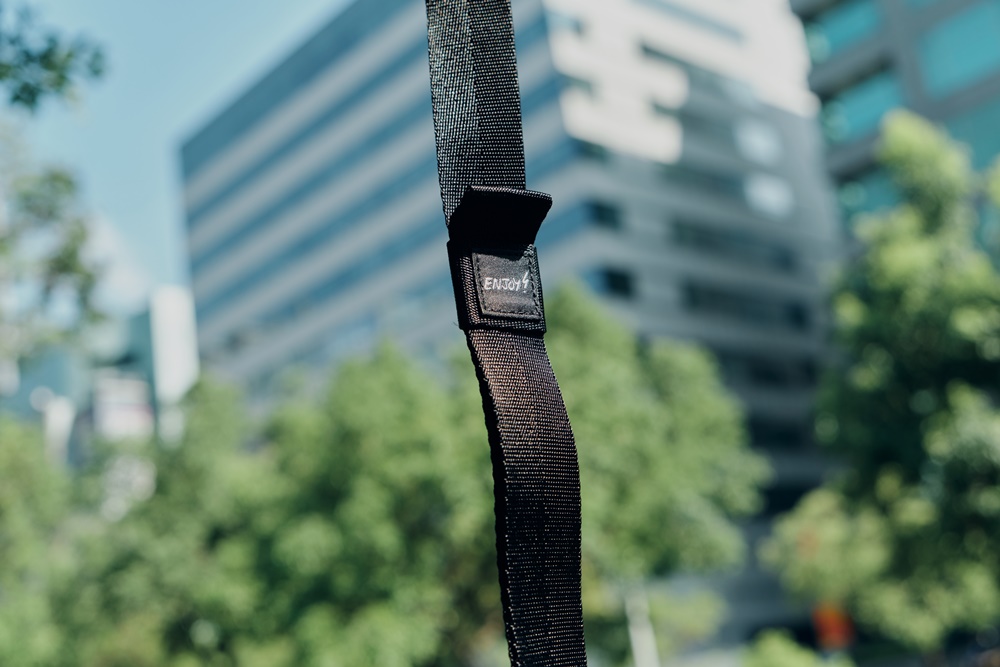 衝浪神牌 Hurley 來台十週年攜手 CAFE!N 打造今夏最 CHILL 《 SW!NG 》主題咖啡廳，限定好康送不停！