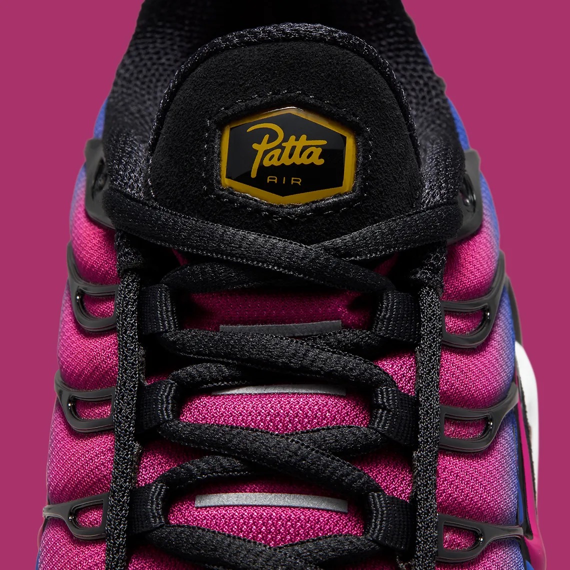 潮「浪」再捲！Patta x FC Barcelona x Nike Air Max Plus 無預警發佈，漸層雙勾超有料！