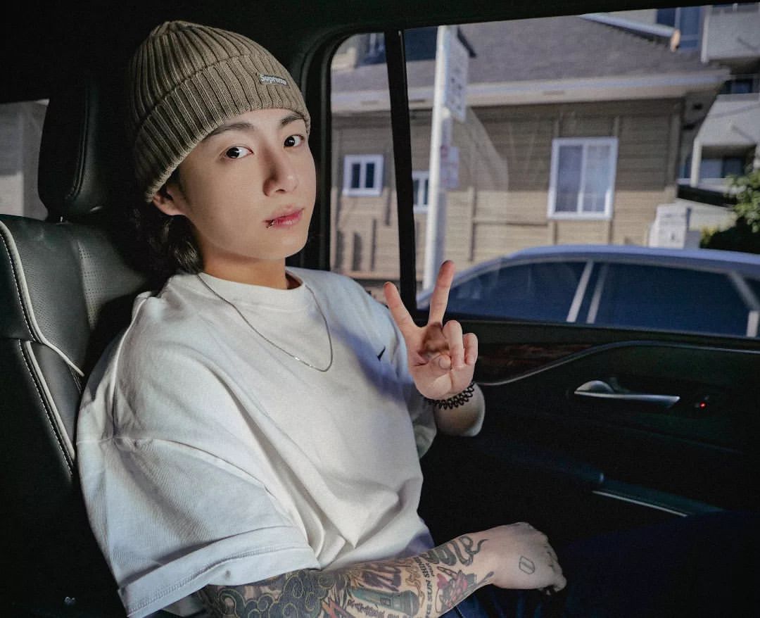 音源帝王又來了！柾國第二首主打曲《3D》驚見大咖饒舌歌手現身，不到 10 小時破百萬觀看