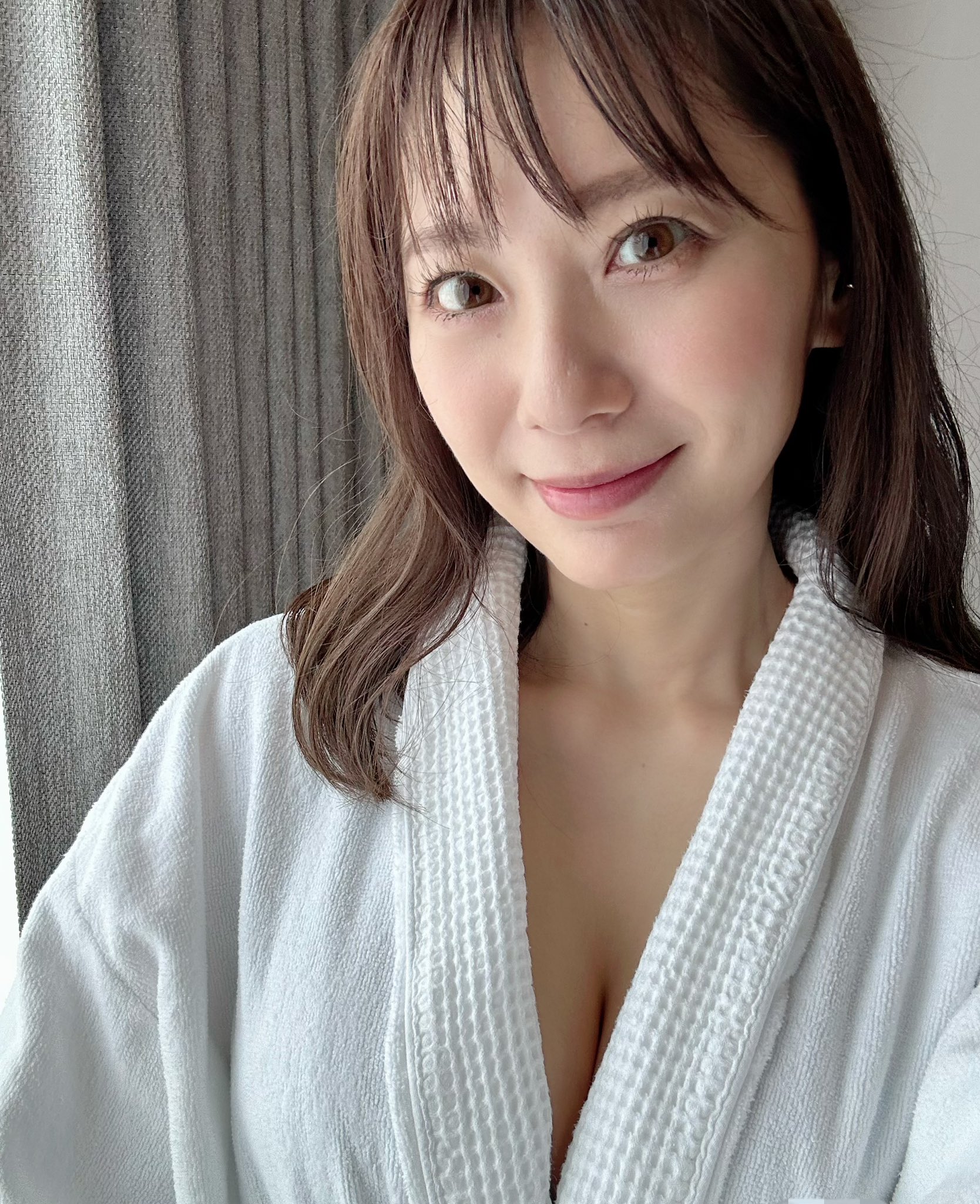 抗癌成功後更美了！傳奇 Av 女優麻美由真近況曝光，泳裝照再現性感身材！ Cool Style 潮流生活網