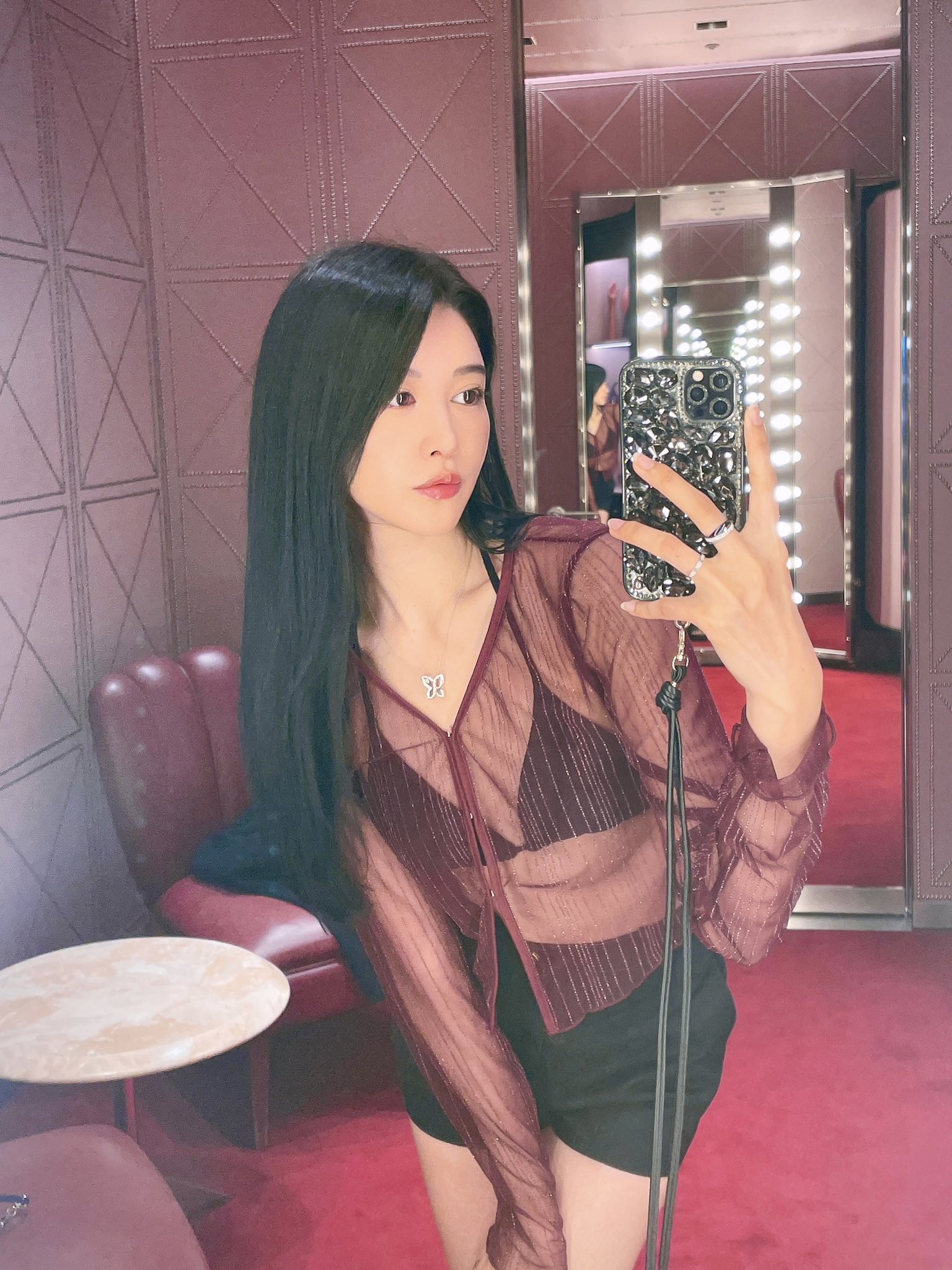 重磅揭露引退原因！「AV 灰姑娘」相澤南 受 中指通 專訪，直言：在疫情前就有想引退的念頭...