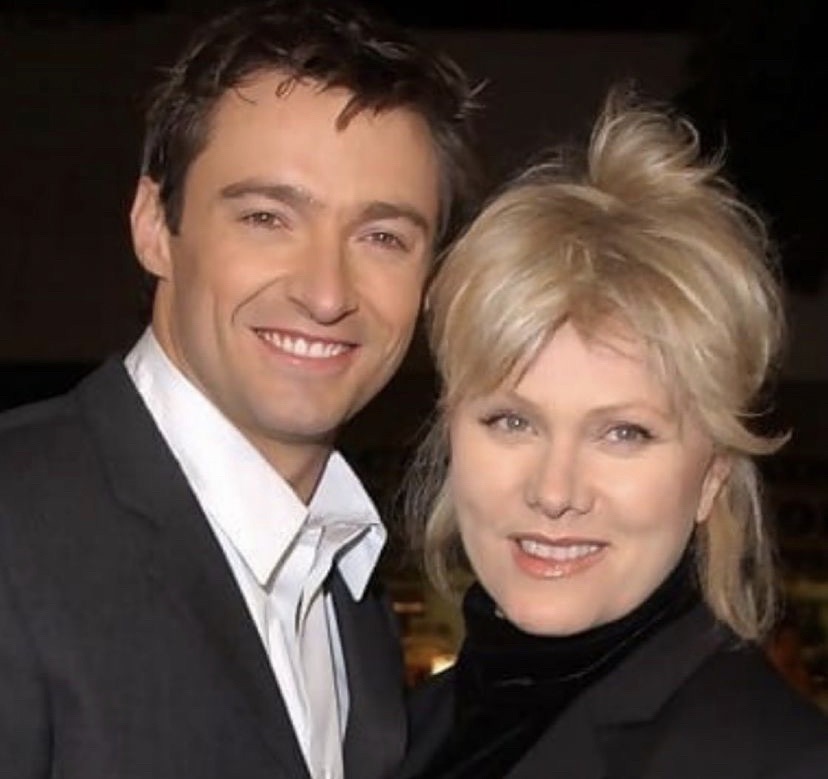 休傑克曼27年姐弟戀結束！前妻透過節目「首回應」，網感嘆：演藝圈真的沒愛情了