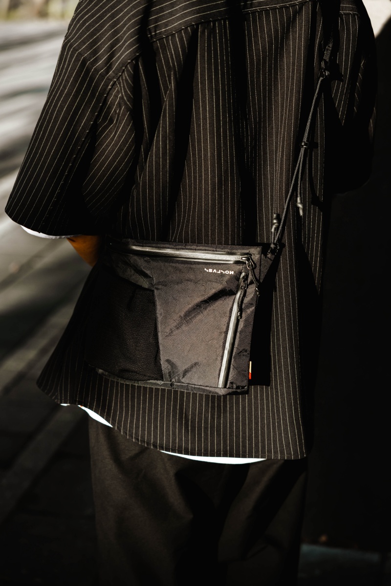 戶外與機能人氣品牌首次攜手！NICESUNDAYS x SEALSON 聯乘日常機能包款重磅登場