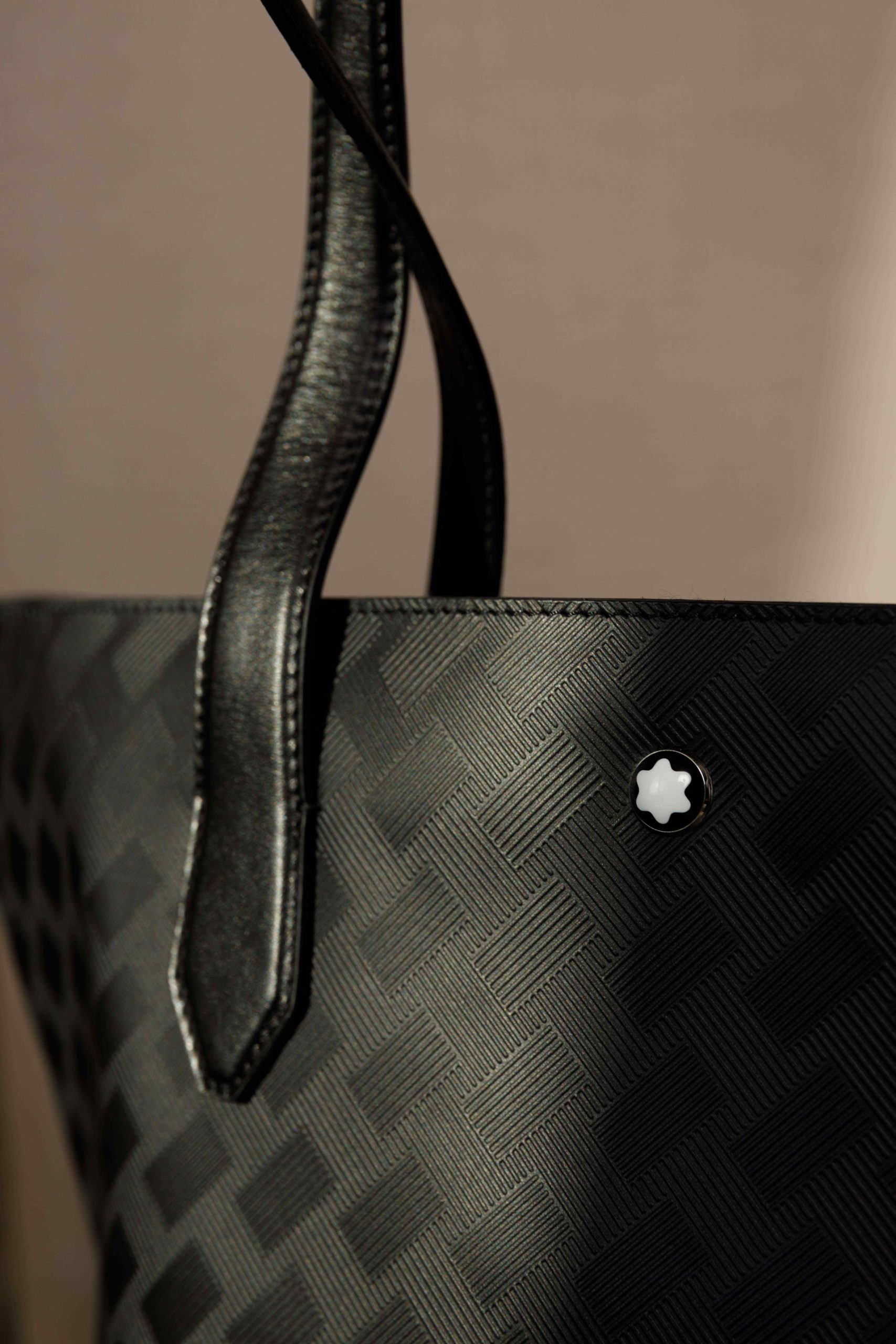 低調奢華的「Quiet Luxury」正流行！MONTBLANC 全新 Extreme 3.0 擄獲時尚名人的心，這五種型男穿搭正夯！