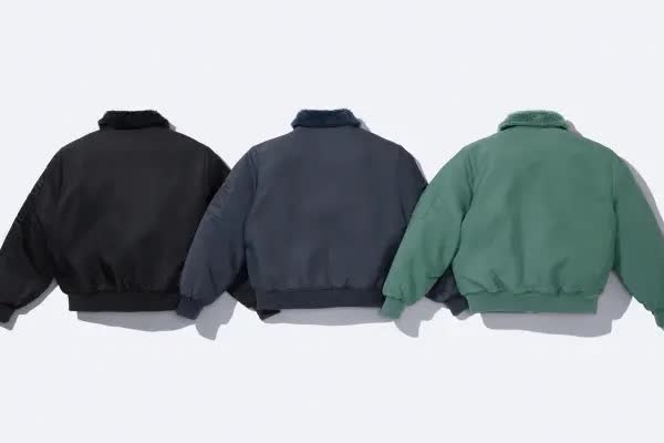 設計給幾分？Supreme x Dickies 最新聯名單品全公開，哪件你最想衝？