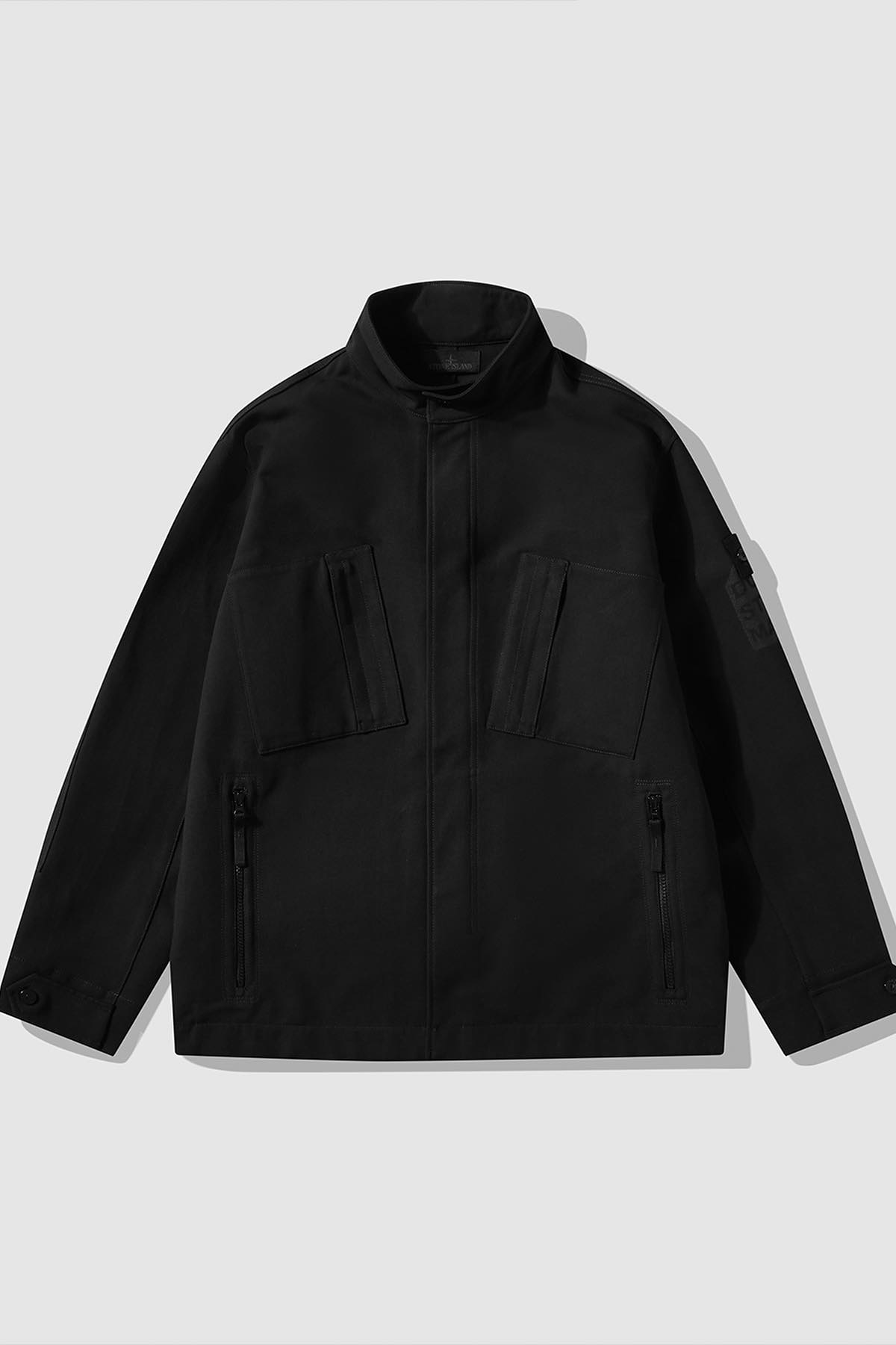 直達秋冬最頂！ Dover Street Market x Stone Island 「黑魂」聯乘系列正式登場