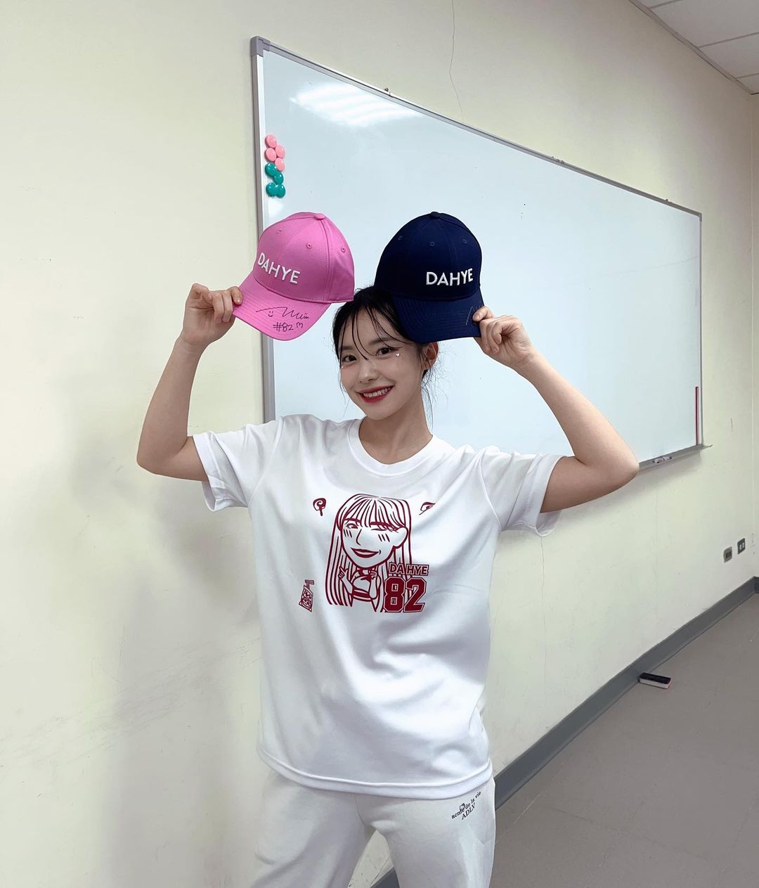 李多慧在台灣有多紅？見面會現場水瀉不通　釣出 DJ 女神樂喊「韓國的驕傲❤️」