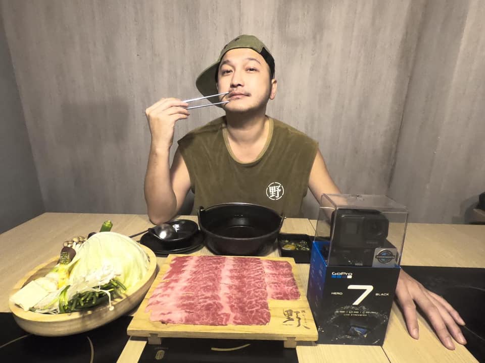 丁特吃野人火鍋狂批「花 1690 元吃和牛簡直找罪受！」 KID 緊急介入處理