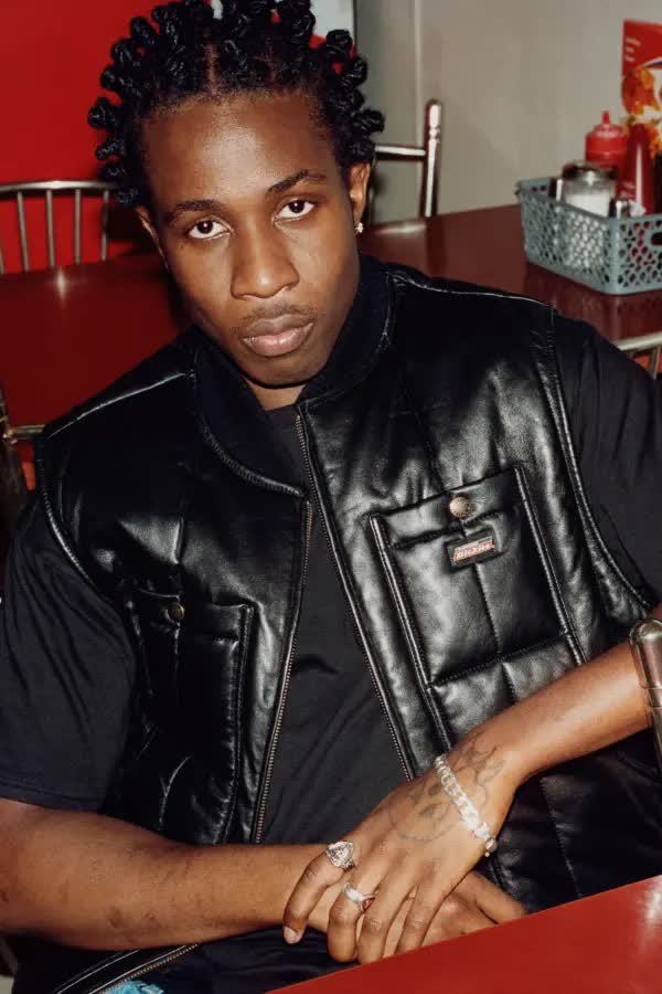 設計給幾分？Supreme x Dickies 最新聯名單品全公開，哪件你最想衝？