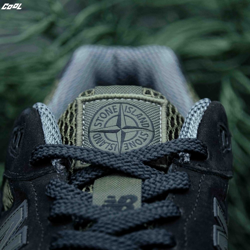 Stone Island x New Balance 991v2-2