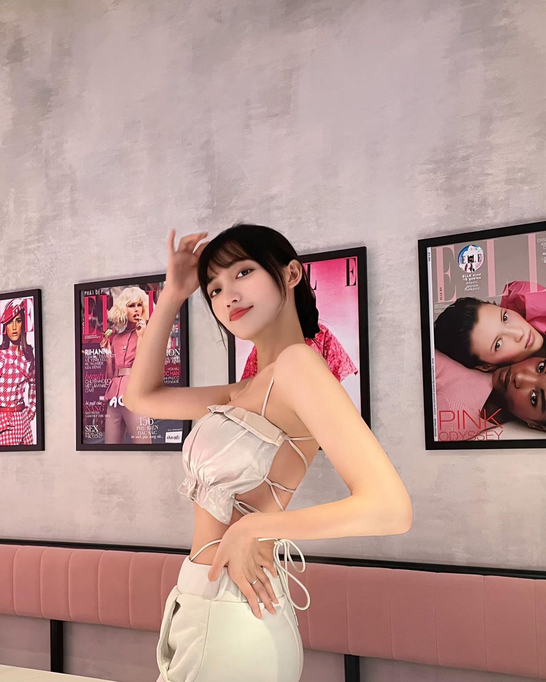 CK 內衣魅力太強大！啦啦隊女神「少鹽」完美詮釋，粉絲狂喊：「睡不著了！」