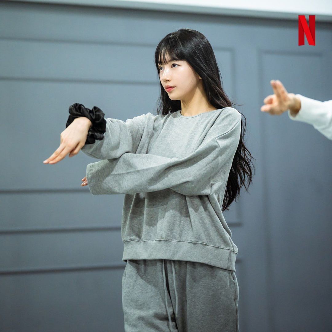 秀智、李陣郁《我的女神室友斗娜》後 2 搭演出！2025 電影《失戀者的 7 點早餐會》再度合作，男、女神讀本照顏值超高！