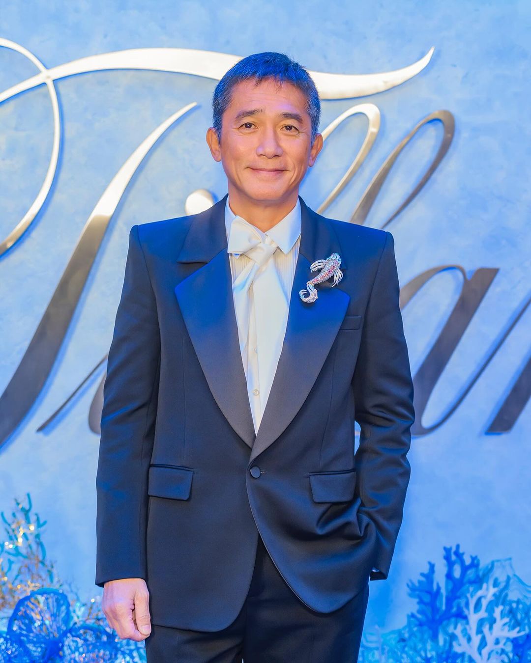親如姊弟！《無間道 2 》陳冠希、劉嘉玲再聚首，網友：「又跟 Mary 姊約會！」