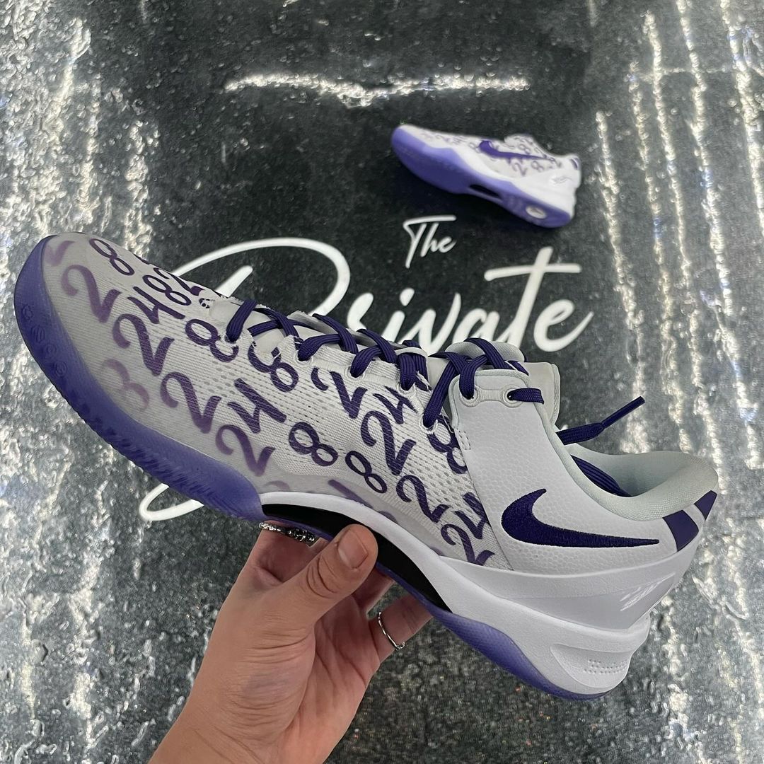 象徵元素注入！Nike Kobe 8 Protro 再釋出新色，表彰湖人、老大氣息的設計一次到位！