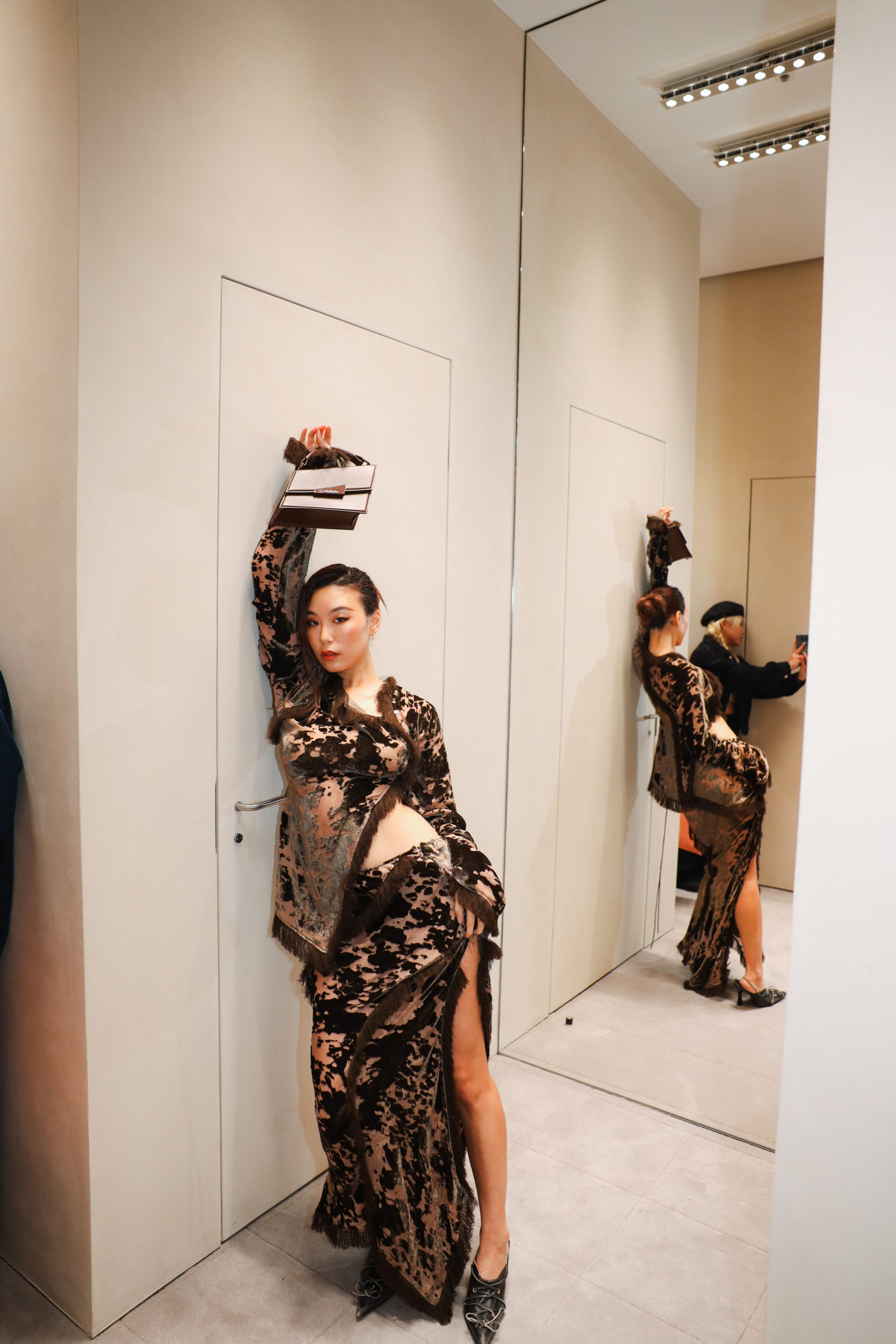 信義區逛街景點加一！Acne Studios 台灣首店開幕，2024 春夏系列搶先看！