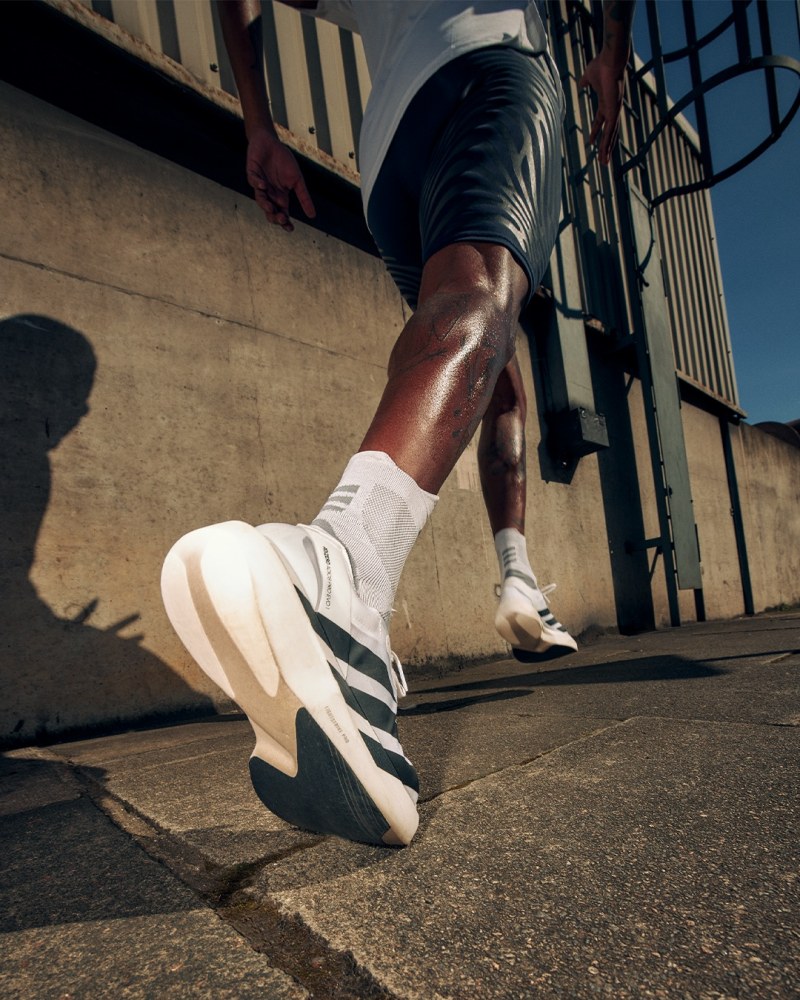 要價近兩萬只能穿一次？adidas ADIZERO ADIOS PRO EVO 1 搭載史上最強黑科技，全球僅限定 521 雙！