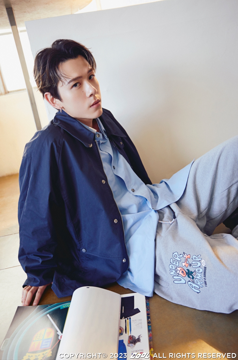 2023秋冬穿搭關鍵字「UA ROSE」！ 讓穿搭KOL 寶妮 與 Wesily 一次給你三套穿搭公式， 用玫瑰穿出率性風格！